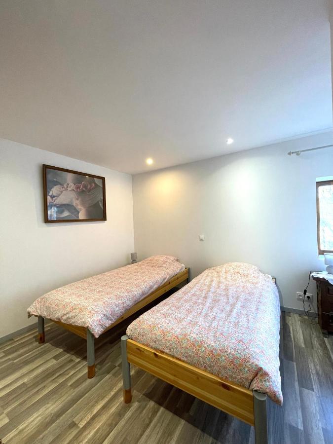 le petit chalus grand gite Forcalquier Extérieur photo
